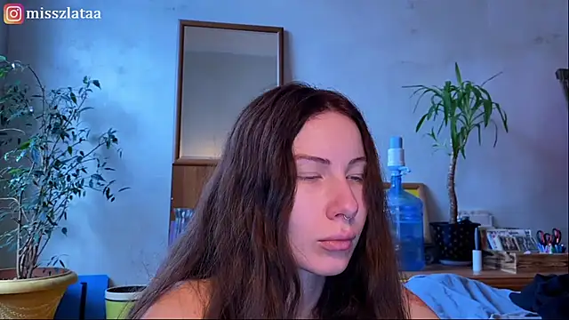 elfess online show from November 19, 2025, 10:15 am