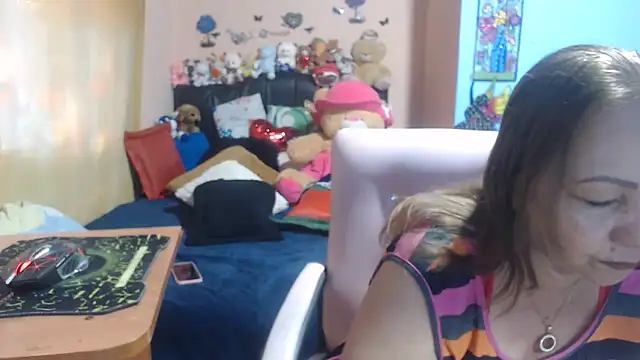 milfeddy  online show from October 7, 2025, 12:35 pm