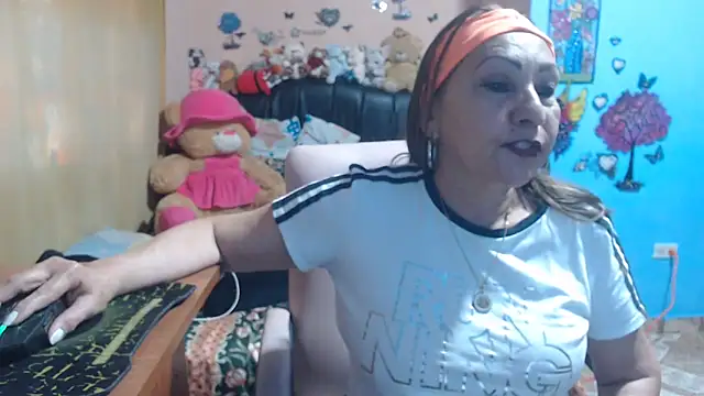 Snapshot of milfeddy_ chatting on April 30, 2026, 9:19 pm milfeddy online show from April 30, 2026, 9:19 pm
