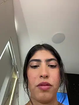 Snapshot of Gaby_zahir_ chatting on June 2, 2026, 2:35 am Gaby zahir online show from June 2, 2026, 2:35 am
