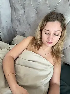 Snapshot of MileySummer chatting on January 12, 2026, 9:36 am MileySummer online show from January 12, 2026, 9:36 am