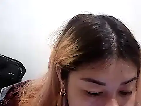 Snapshot of Totally_Naked69 chatting on December 19, 2024, 9:49 pm Totally Naked69 online show from December 19, 2024, 9:49 pm