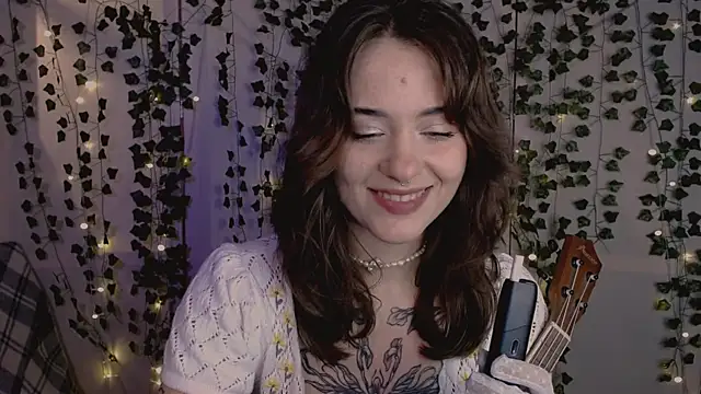 risha laas online show from December 13, 2025, 8:14 pm