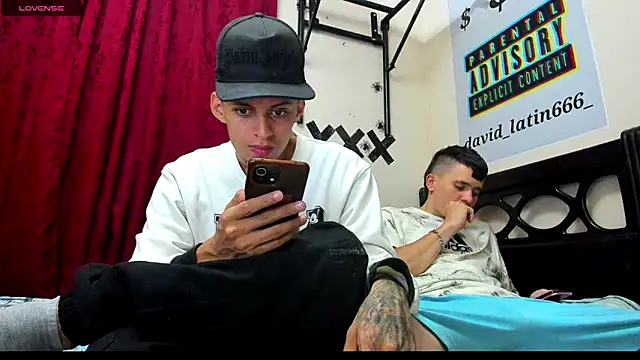 Snapshot of davidlatin66 chatting on January 22, 2025, 2:59 am davidlatin66 online show from January 22, 2025, 2:59 am