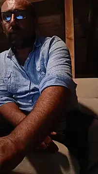 Snapshot of masculine_bear_daddy chatting on June 26, 2026, 7:29 pm masculine bear daddy online show from June 26, 2026, 7:29 pm
