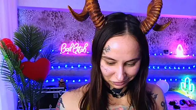 Cool Freak  online show from February 28, 2025, 9:47 am