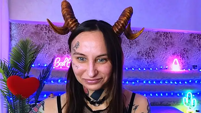 Cool Freak  online show from March 23, 2025, 9:10 am