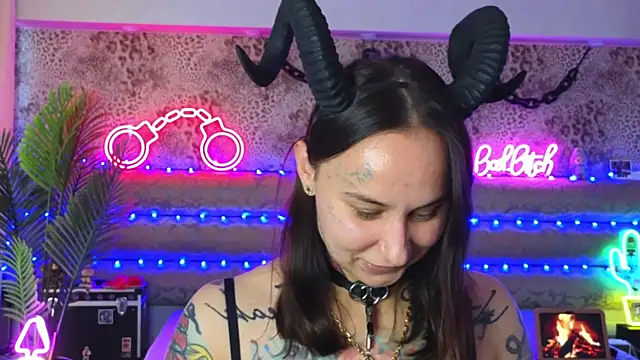 Cool Freak  online show from May 24, 2026, 10:09 am