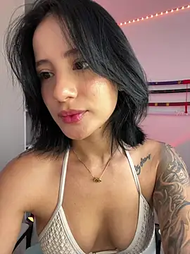 Ale Lewis online show from March 2, 2025, 2:21 pm