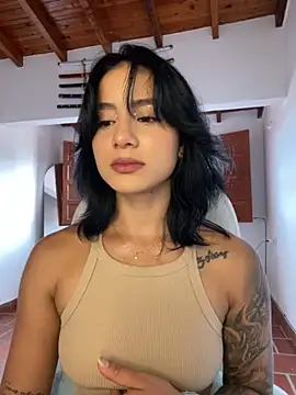 Snapshot of Ale_Lewis chatting on November 24, 2025, 7:24 pm Ale Lewis online show from November 24, 2025, 7:24 pm