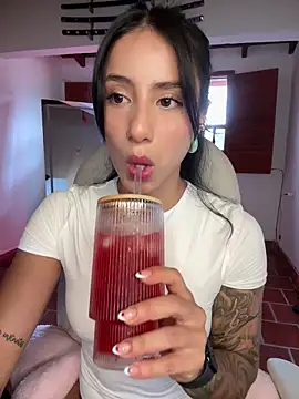 Ale Lewis online show from April 8, 2026, 10:21 pm