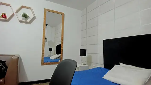 NanaRott online show from February 18, 2026, 7:21 pm