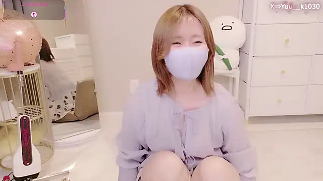 Snapshot of Yuu__k chatting on February 19, 2026, 2:46 pm Yuu k online show from February 19, 2026, 2:46 pm