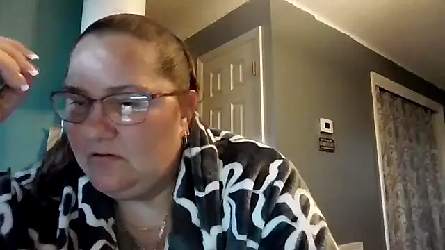 SexyNikki6969 online show from February 8, 2026, 12:19 pm