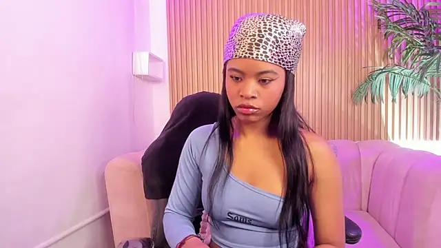 Snapshot of Mia_damm chatting on September 24, 2025, 3:54 am Mia damm online show from September 24, 2025, 3:54 am