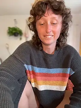 mossy kiss online show from March 12, 2026, 4:13 pm