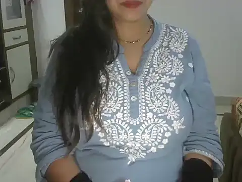 Snapshot of reet_kaur69 chatting on March 1, 2025, 6:11 pm reet kaur69 online show from March 1, 2025, 6:11 pm