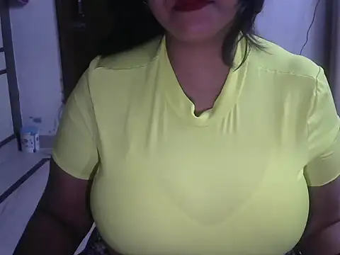 Snapshot of reet_kaur69 chatting on May 19, 2026, 6:47 pm reet kaur69 online show from May 19, 2026, 6:47 pm