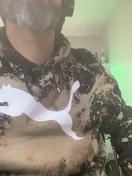 Snapshot of Cristian-Brayan chatting on January 12, 2025, 4:40 pm Cristian-Brayan online show from January 12, 2025, 4:40 pm