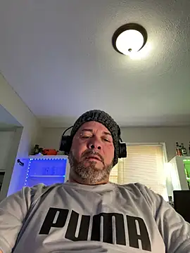 Snapshot of Cristian-Brayan chatting on March 9, 2025, 12:53 pm Cristian-Brayan online show from March 9, 2025, 12:53 pm