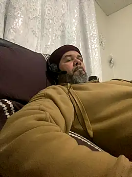 Snapshot of Cristian-Brayan chatting on November 26, 2025, 4:41 pm Cristian-Brayan online show from November 26, 2025, 4:41 pm