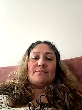 Snapshot of gabiTetas chatting on November 11, 2025, 8:42 pm gabiTetas online show from November 11, 2025, 8:42 pm