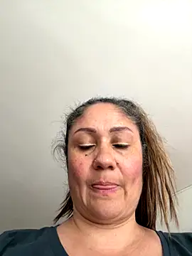 Snapshot of gabiTetas chatting on December 4, 2025, 7:55 pm gabiTetas online show from December 4, 2025, 7:55 pm