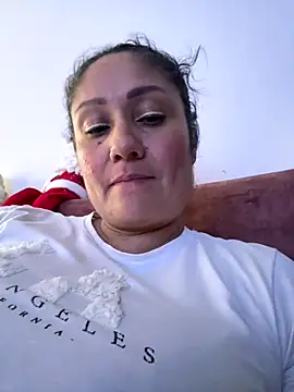 Snapshot of gabiTetas chatting on December 16, 2025, 8:25 pm gabiTetas online show from December 16, 2025, 8:25 pm