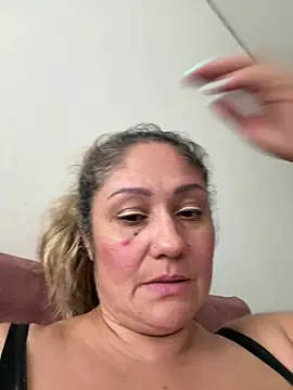 gabiTetas online show from July 10, 2026, 8:00 pm