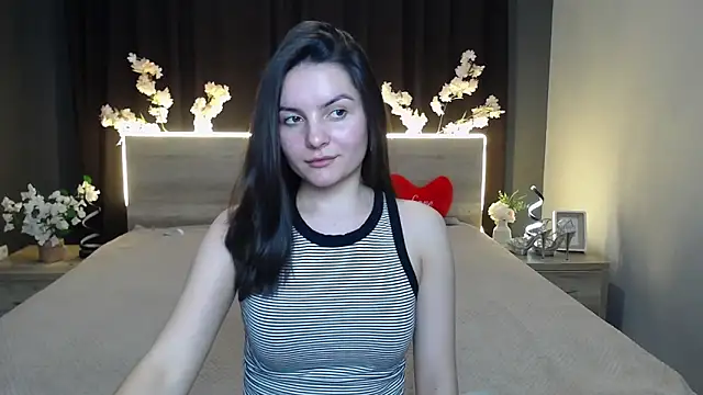 JasmineAsha online show from March 19, 2026, 8:13 pm