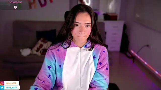 ImLui lu online show from March 8, 2025, 2:34 am