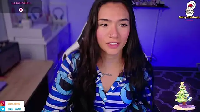 ImLui lu online show from December 21, 2025, 6:59 pm