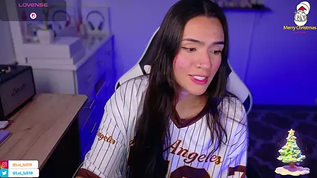 ImLui lu online show from December 22, 2025, 11:35 pm