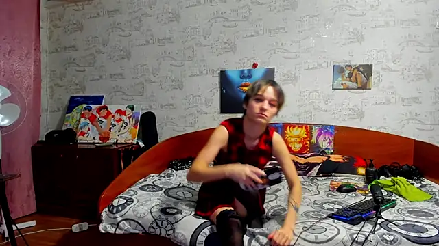 Snapshot of KagamiTayga chatting on November 16, 2025, 2:39 am KagamiTayga online show from November 16, 2025, 2:39 am