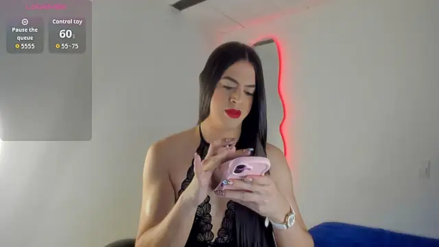 Naughtysofiaa online show from October 22, 2025, 2:23 am