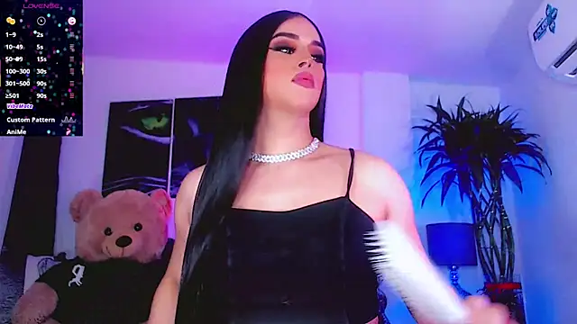 Snapshot of Sophiesweet5 chatting on November 4, 2025, 7:18 am Sophiesweet5 online show from November 4, 2025, 7:18 am