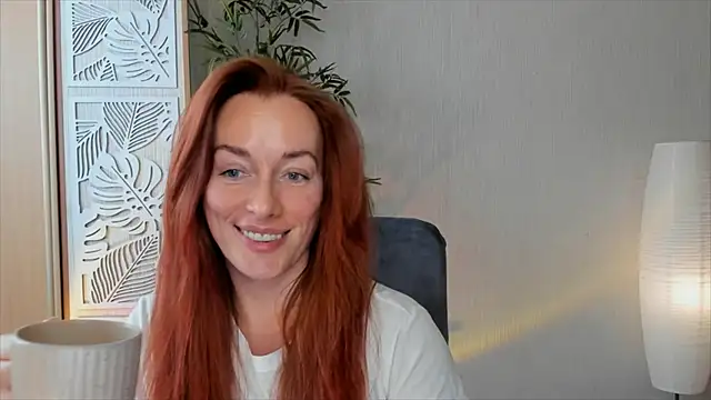Snapshot of RebeccaMartinez chatting on March 7, 2026, 6:43 am RebeccaMartinez online show from March 7, 2026, 6:43 am