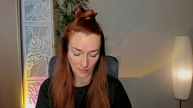 Snapshot of RebeccaMartinez chatting on March 16, 2026, 5:55 am RebeccaMartinez online show from March 16, 2026, 5:55 am