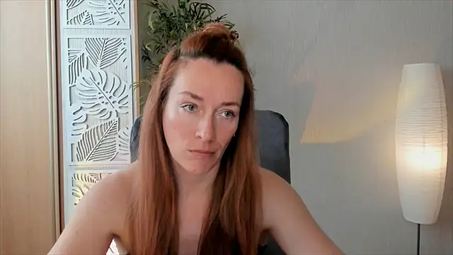 Snapshot of RebeccaMartinez chatting on April 15, 2026, 7:26 am RebeccaMartinez online show from April 15, 2026, 7:26 am