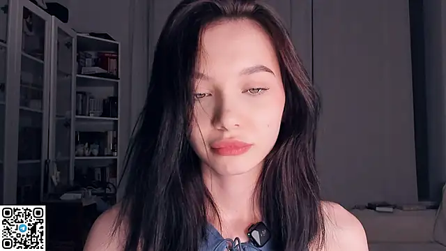 Riskyproject online show from April 3, 2026, 7:34 pm