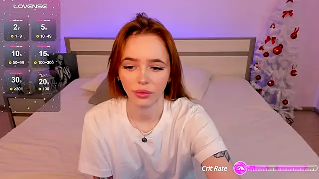 Snapshot of Phoenix_Margo chatting on December 22, 2024, 2:17 am Phoenix Margo online show from December 22, 2024, 2:17 am