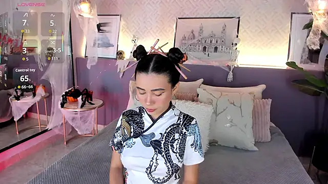 susan cute198 online show from October 31, 2025, 12:17 pm