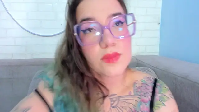 Snapshot of DEVA_BLUE_ chatting on February 26, 2025, 5:31 am DEVA BLUE online show from February 26, 2025, 5:31 am