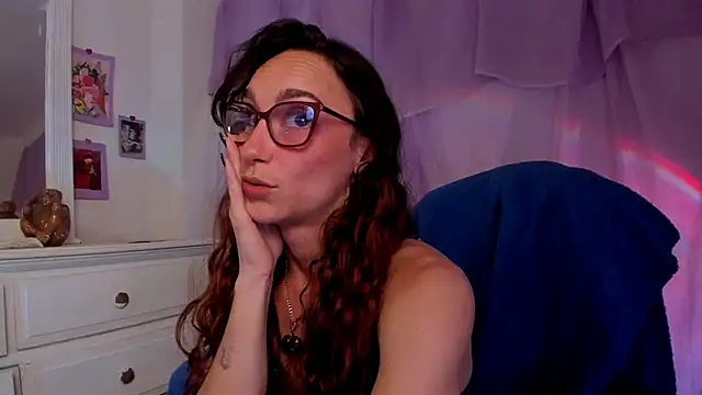 Snapshot of _lh_ chatting on March 3, 2026, 3:29 pm lh online show from March 3, 2026, 3:29 pm