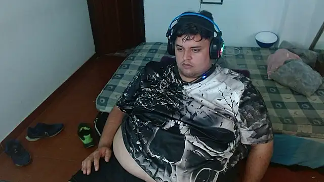 Snapshot of altairstudiosvip_ chatting on December 3, 2024, 8:05 am altairstudiosvip  online show from December 3, 2024, 8:05 am