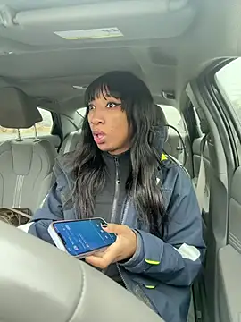 Iceblanca online show from February 18, 2026, 1:51 pm