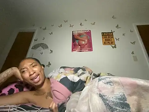Snapshot of Iceblanca chatting on May 14, 2026, 8:32 am Iceblanca online show from May 14, 2026, 8:32 am