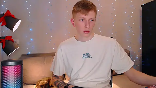 juliaanddima online show from January 11, 2025, 9:46 pm