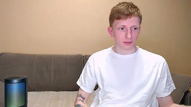 Snapshot of juliaanddima chatting on March 30, 2026, 7:09 am juliaanddima online show from March 30, 2026, 7:09 am