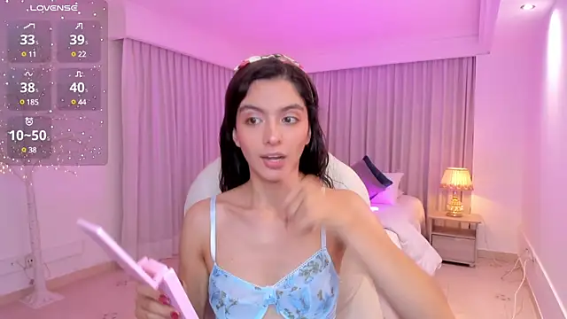 miiaa evans online show from January 24, 2025, 3:32 am